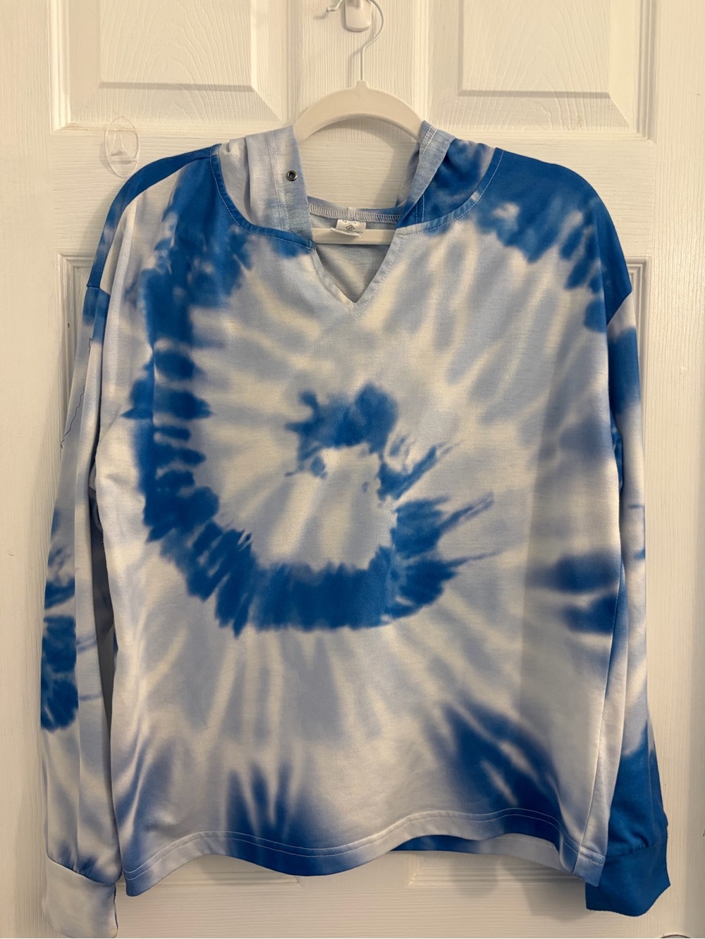Freestyle Blue and White Tie-Dye Hooded Pullover